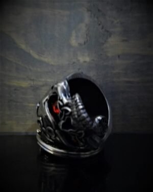 BB72-CELTIC-SKULL-DIAMOND-GREMLIN-BELL-2__04487.jpg