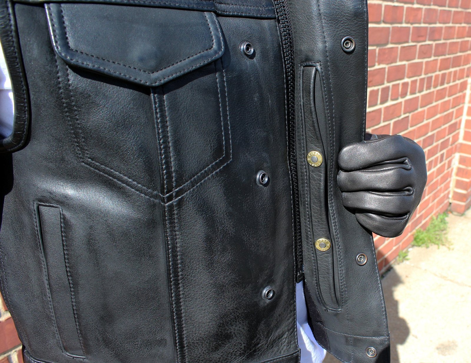 Leather Motorcycle Vest - Men's - Concealed Carry - Highside - FIM638CPM-FM